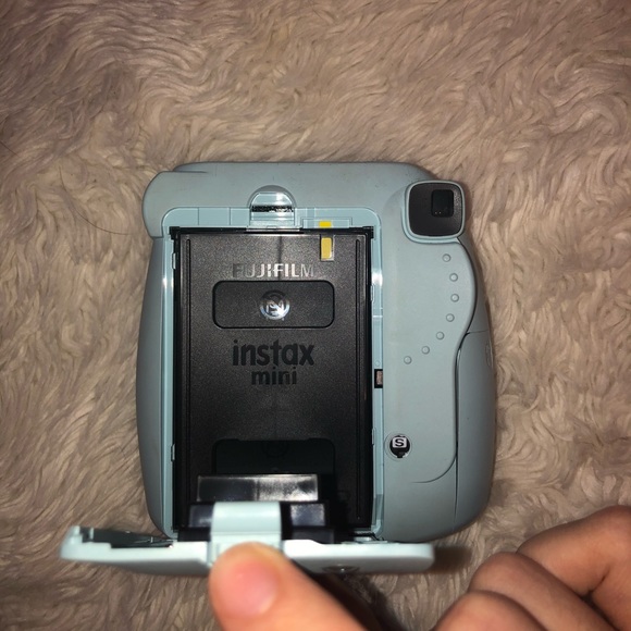 Polaroid camera - Picture 2 of 5